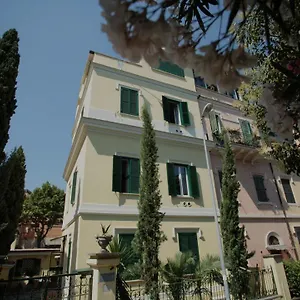 Residenza Matilde Couette-café Rome