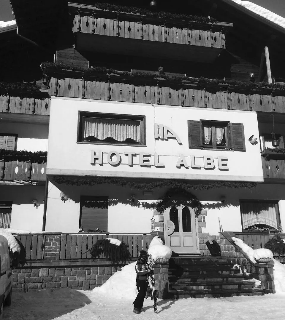 Hotel Albe Rocca Pietore 3*,